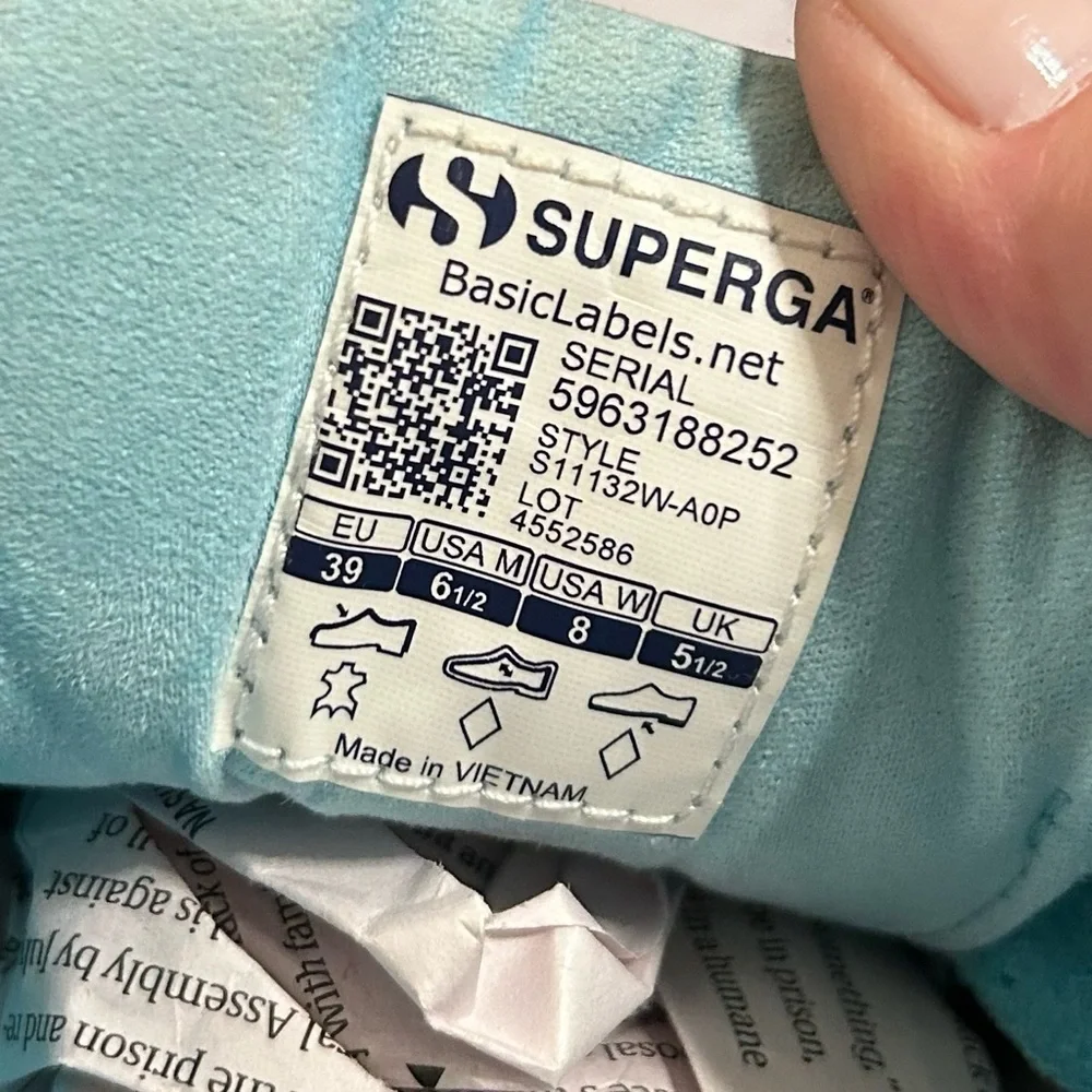 Superga 2843 Clubs in a light blue color. Unisex W 8 M 6.5